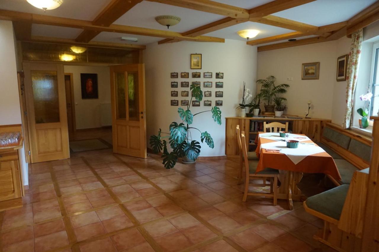 Penzion Kaps Bled Exteriör bild
