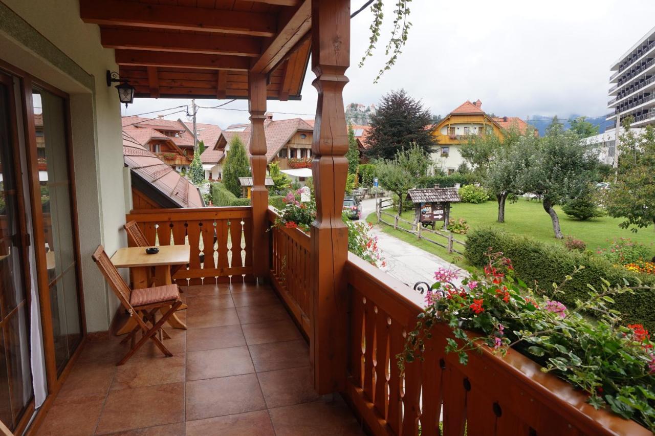 Penzion Kaps Bled Exteriör bild