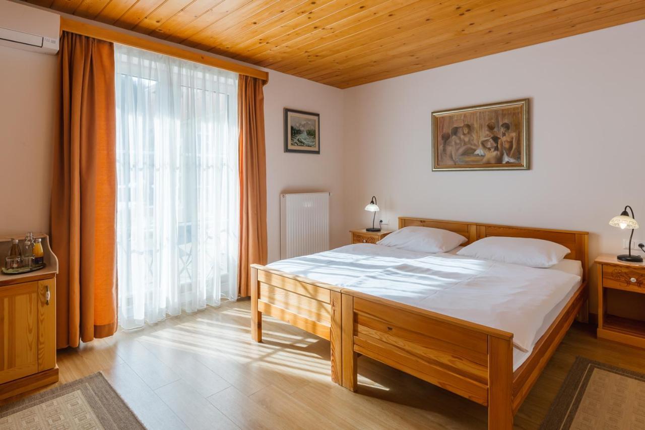 Penzion Kaps Bled Exteriör bild