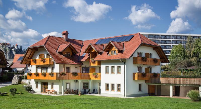 Penzion Kaps Bled Exteriör bild
